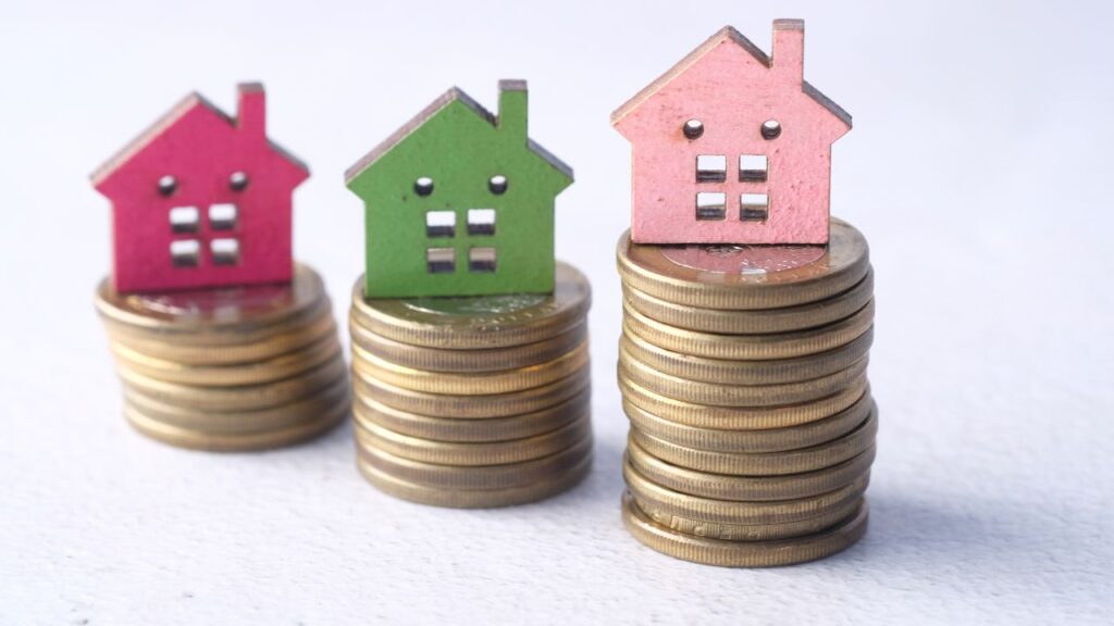 Stratégies immobilières pour maximiser la plus-value d'un bien immobilier et augmenter la rentabilité lors de la revente.